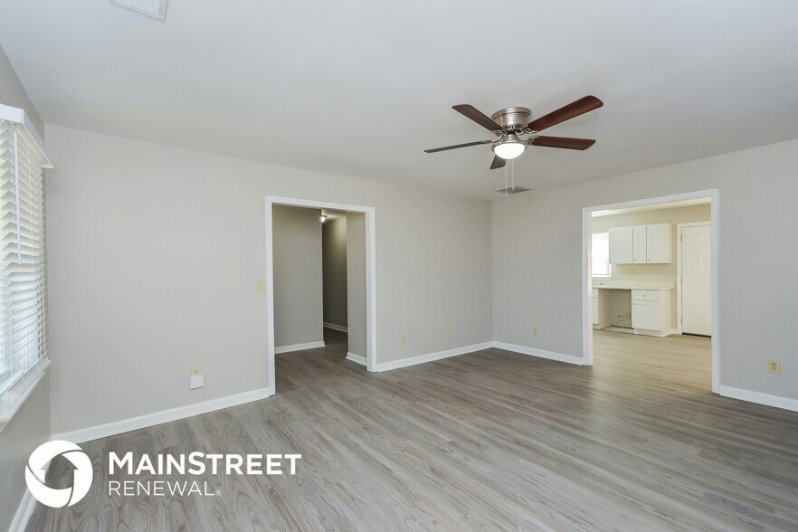 Building Photo - 150 Birch Creek Cir