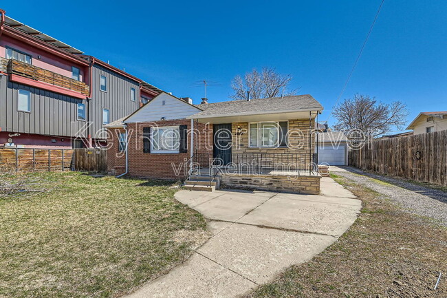 Building Photo - 1540 Zenobia St
