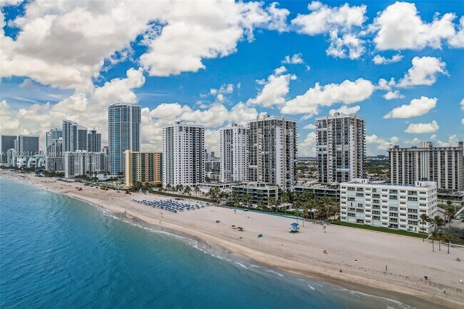 Building Photo - 2101 S Surf Rd