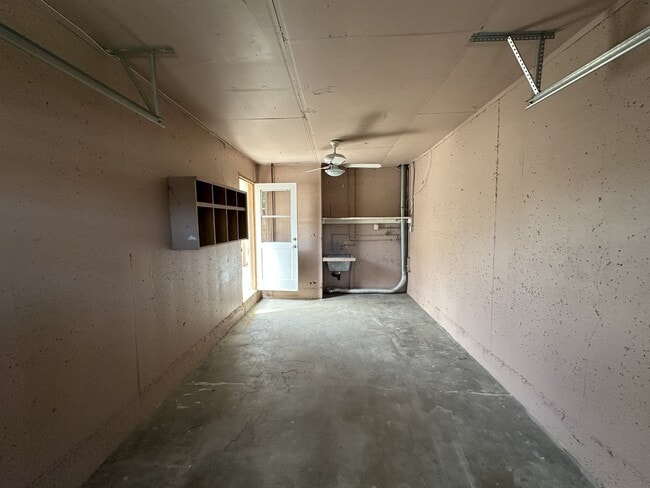 Building Photo - 13082 14th St