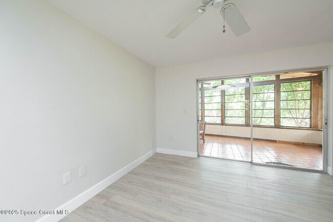 Building Photo - 508 Poinsettia Rd