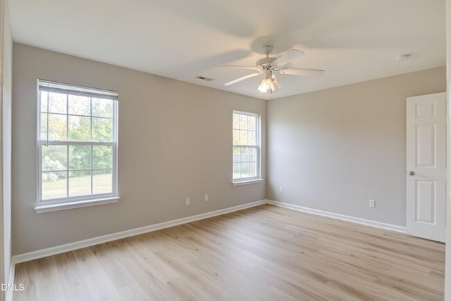 Building Photo - 228 Weststone Blvd