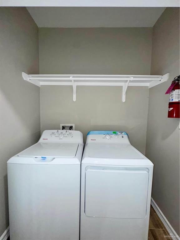 Building Photo - 28 Sparrow Rd