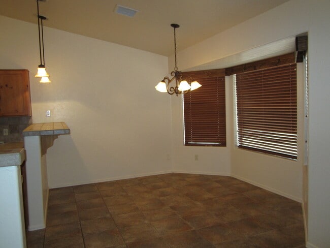 Building Photo - 2172 Tahoe Pl