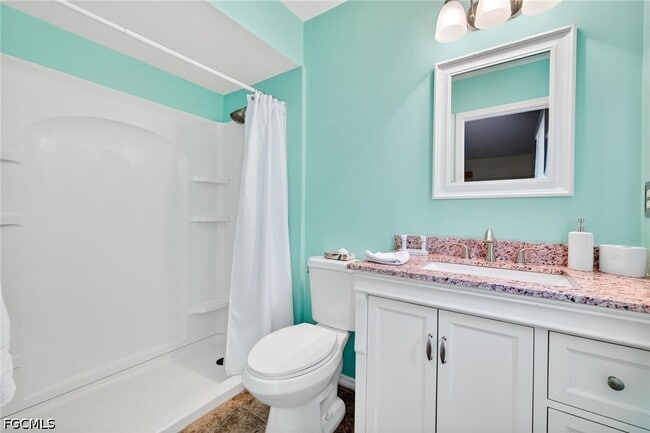 Building Photo - 2919 SW 25th St