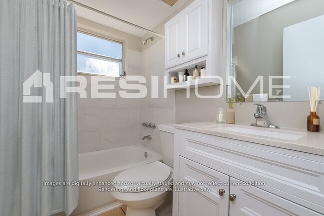 Building Photo - 9022 Richwood Ln
