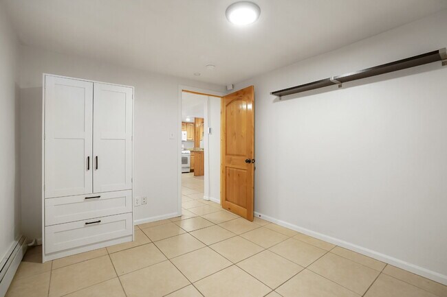 Building Photo - Denver - Charming 2 Bedroom / 1 Bath Townh...