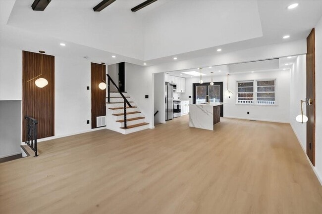 Building Photo - 32 Luhman Terrace