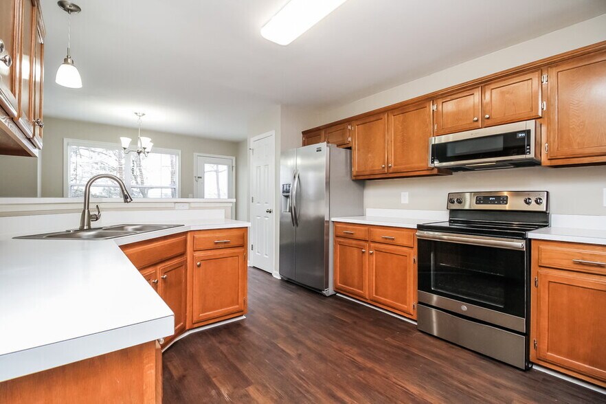 Building Photo - 1812 Tanner Ct