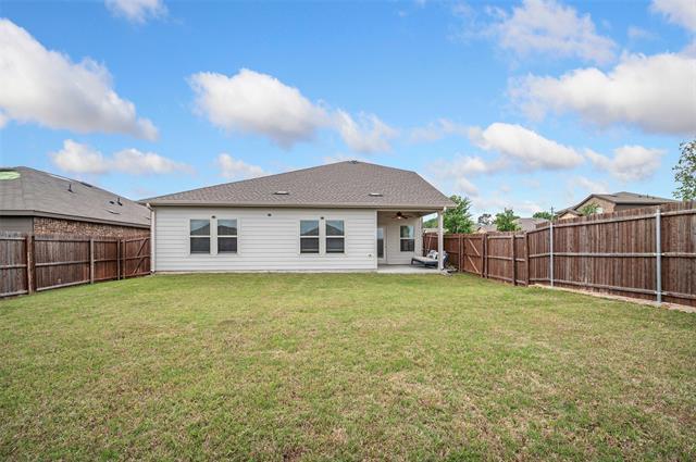 Building Photo - 901 Euston St