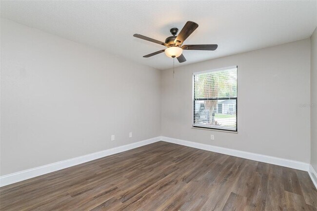Building Photo - 12217 Hidden Brook Dr