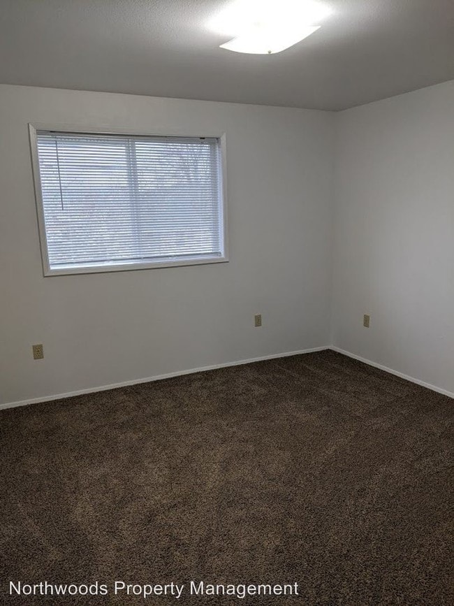 Building Photo - 4 br, 2 bath House - 1405 5th Street