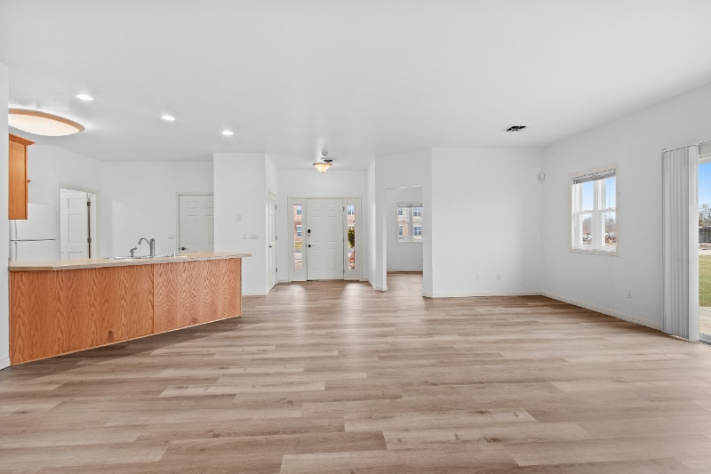 Building Photo - 2700 Saffron Pl