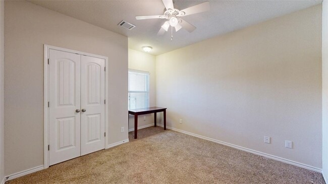 Building Photo - 3805 Silverthorne Ln