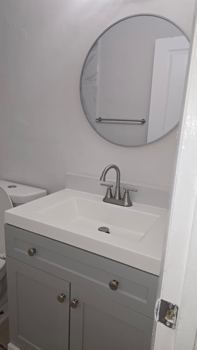 Building Photo - 1875 40th Ave