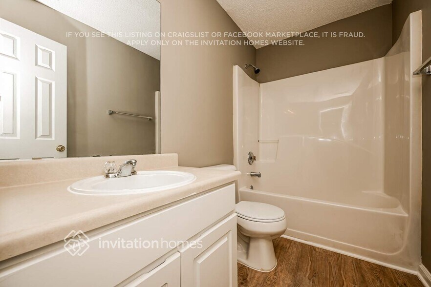 Building Photo - 3048 Pale Moon Pl