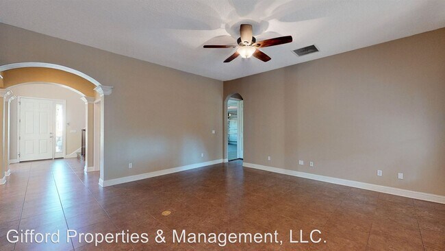 Building Photo - 4 br, 3.5 bath House - 595 Saddlestone Drive