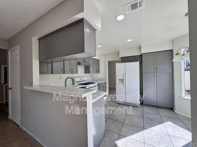 Building Photo - 24743 Angella Way