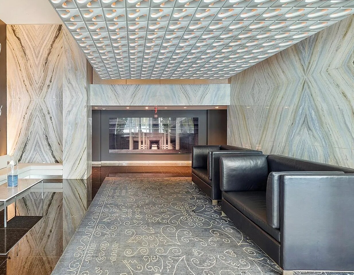 Building Photo - 325 S Biscayne Blvd