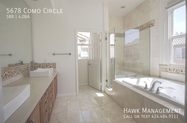 Building Photo - 5678 Como Cir
