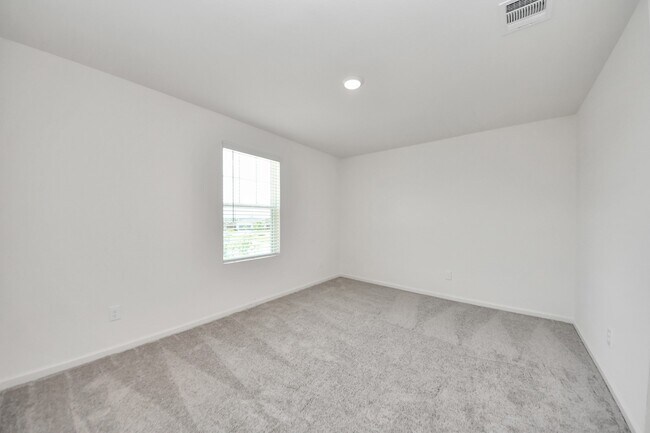 Building Photo - 10313 Malta Trce Dr
