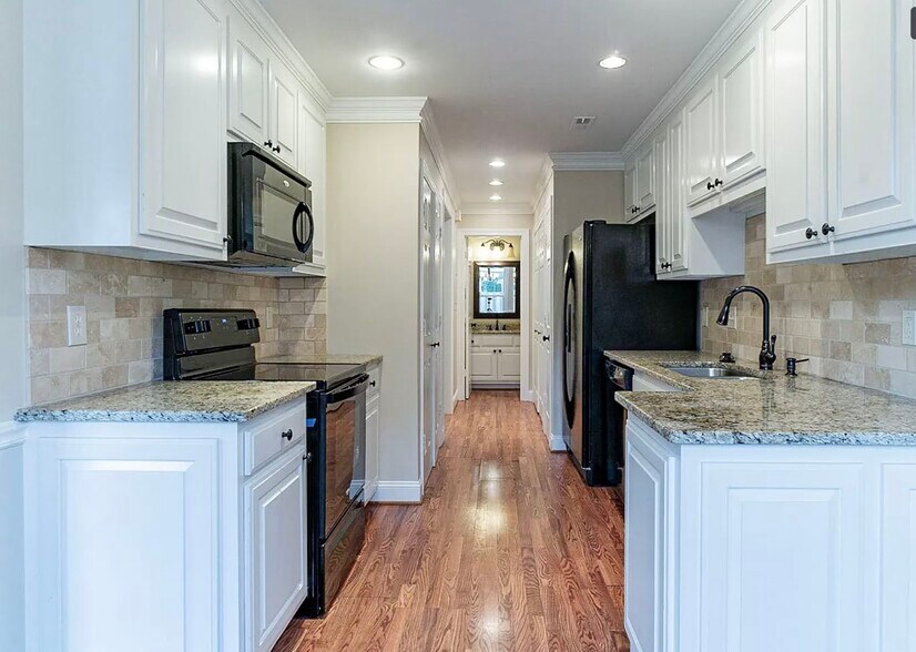 Building Photo - 1062 General George Patton Rd