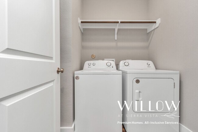 Building Photo - The Maple - Exceptional Lifestyle