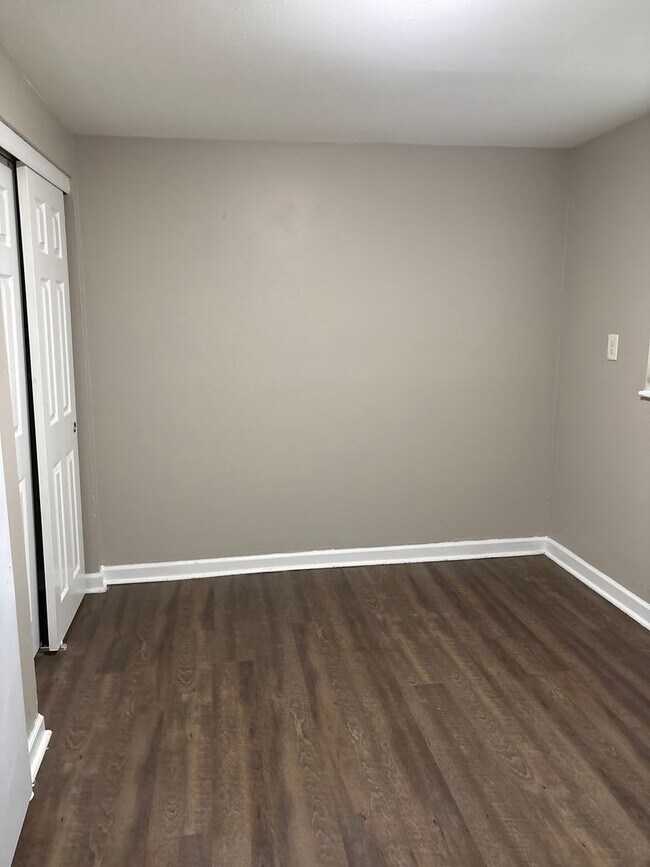 Building Photo - 3709 Beulah Rd