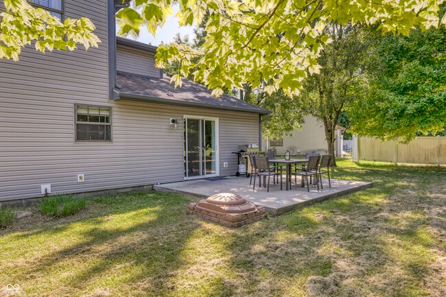 Building Photo - 7703 Janel Ct