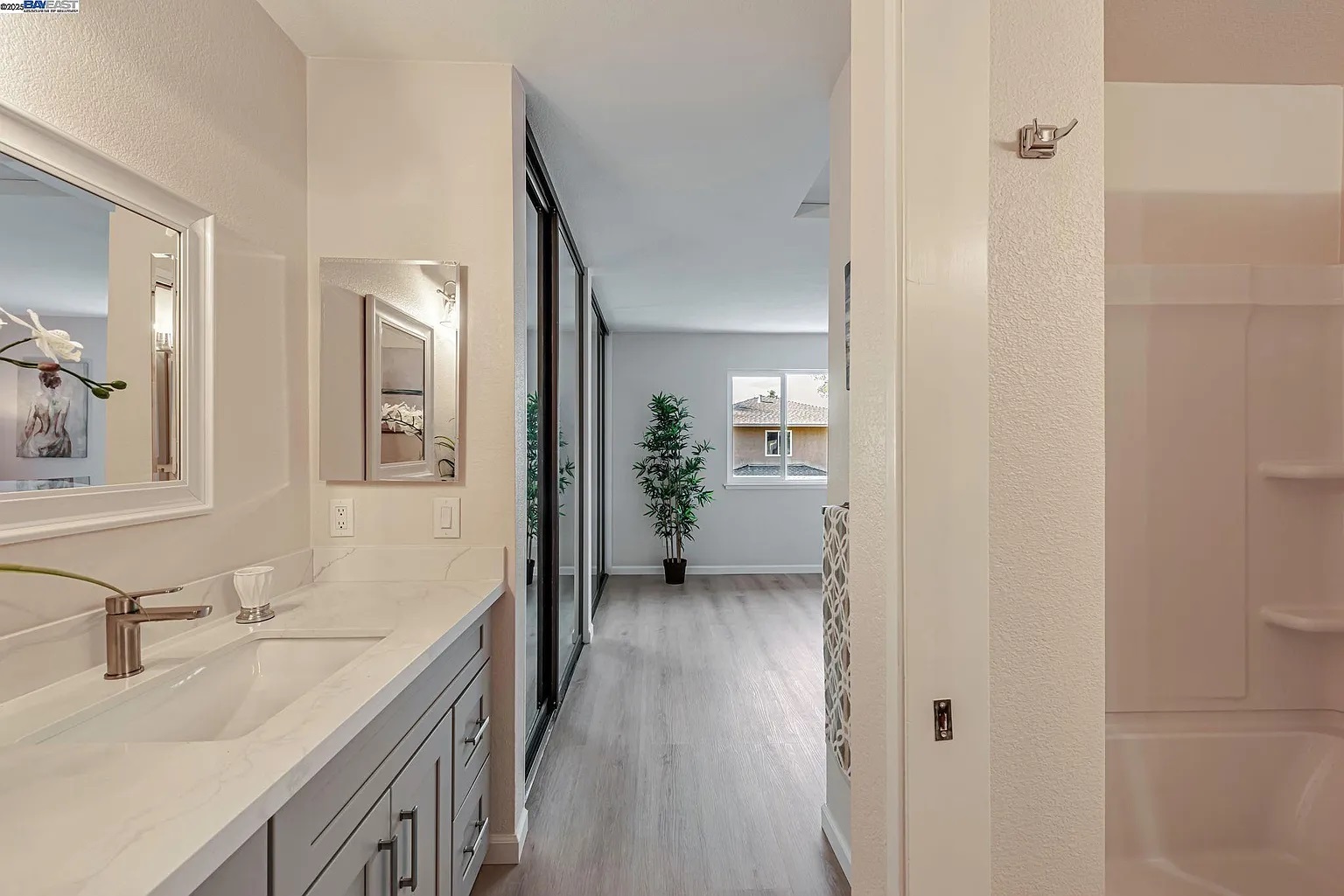 Building Photo - 7516 Silvertree Ln