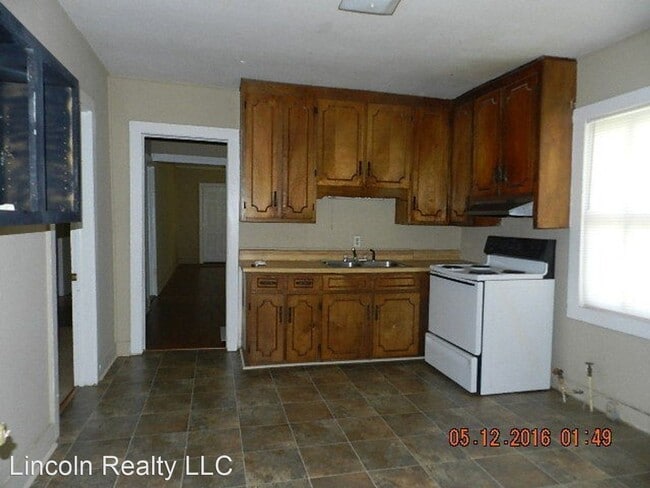 Building Photo - 3 br, 2 bath House - 621 Mathis St
