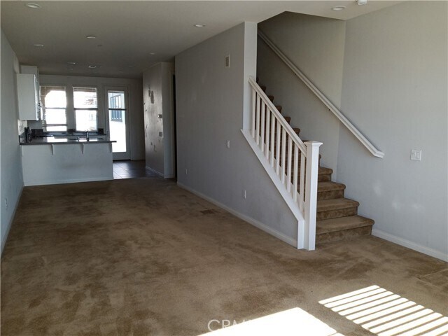 Building Photo - 902 Botanica Ln