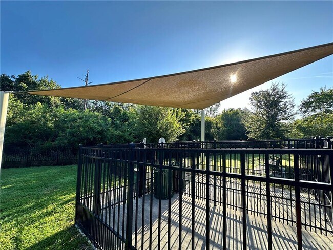 Building Photo - 17230 Melogold Way