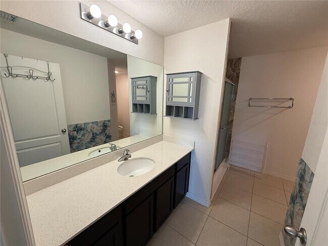 Building Photo - 820 Chatham Walk Dr