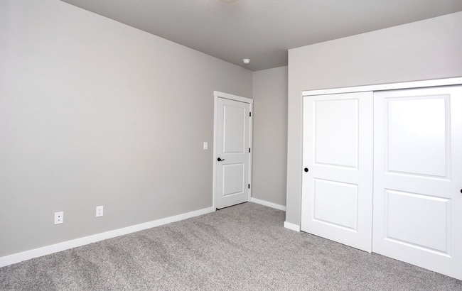 Building Photo - BRAND NEW- One Story- 1/2 off First Month's Rent!