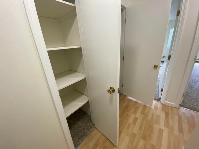 Building Photo - 379 Huse Rd