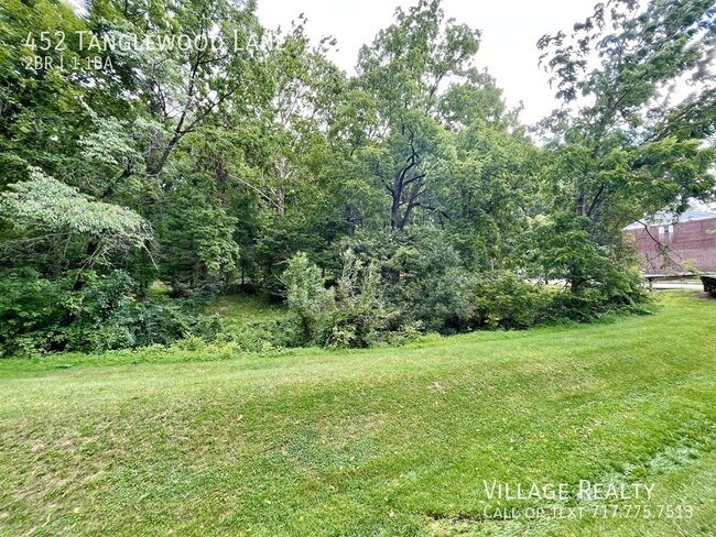 Building Photo - 452 Tanglewood Ln