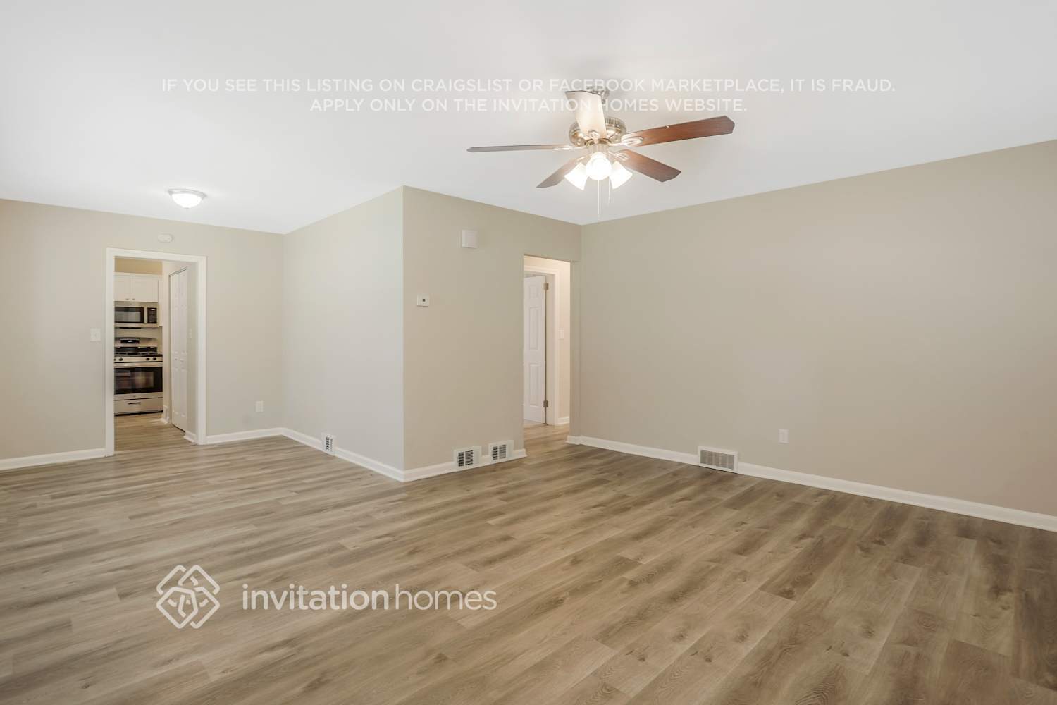 Building Photo - 3389 Lark Ln
