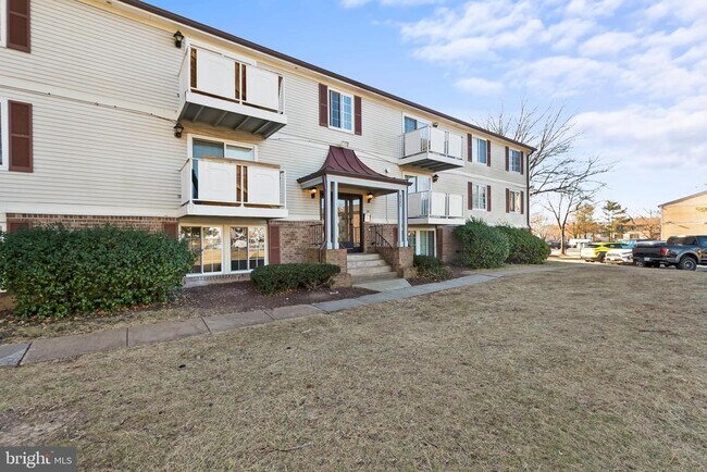 Building Photo - 8385 Brockham Dr