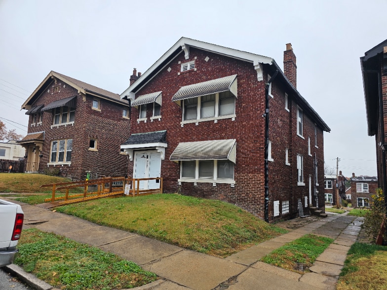 Building Photo - 4645 Shirley Pl