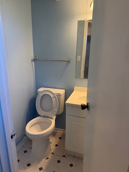 Building Photo - 7718 New Jersey Ave