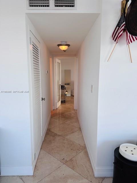 Building Photo - 150 SE 25th Rd