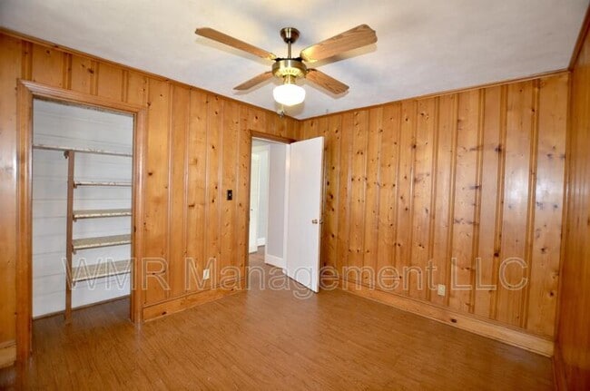 Building Photo - 4120 Leeds Dr