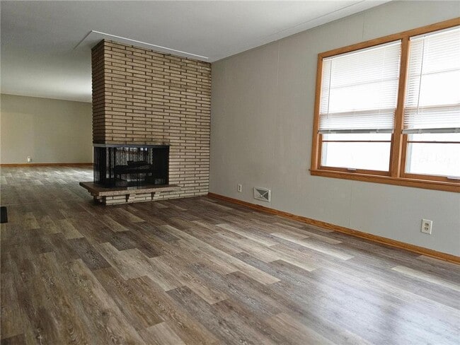 Building Photo - 7236 Harold Ave