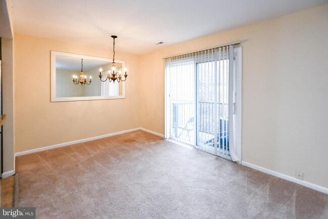 Building Photo - 11482 Laurelwalk Dr