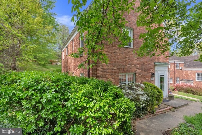 Building Photo - 3623 Gunston Rd