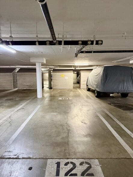 Building Photo - 19009 Sherman Way