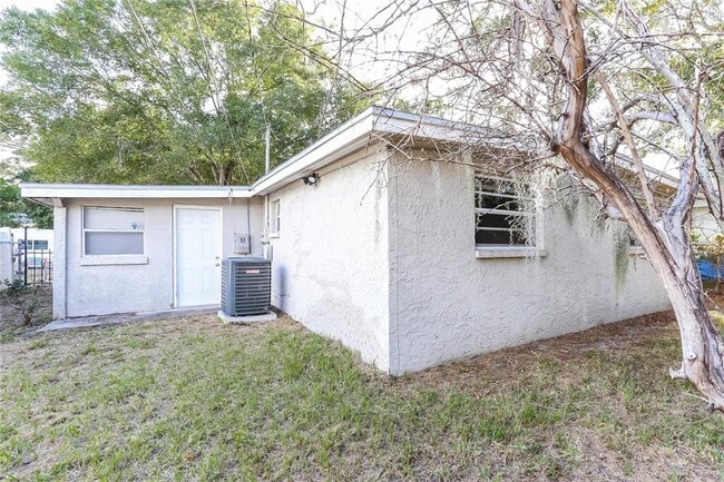 Building Photo - 3775 Abington Ave S