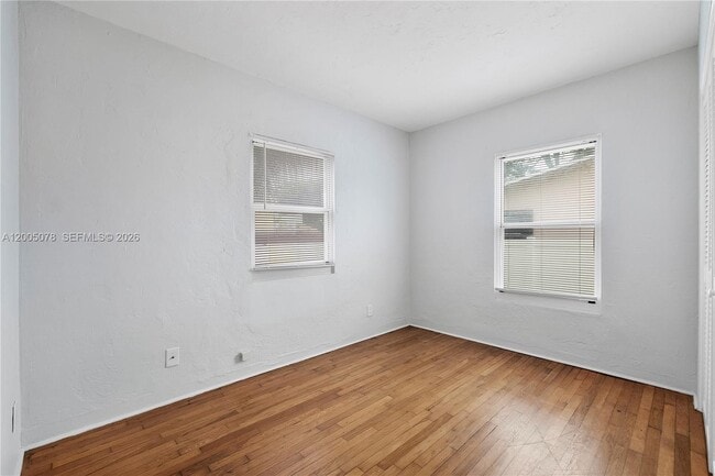 Building Photo - 608 El Vedado