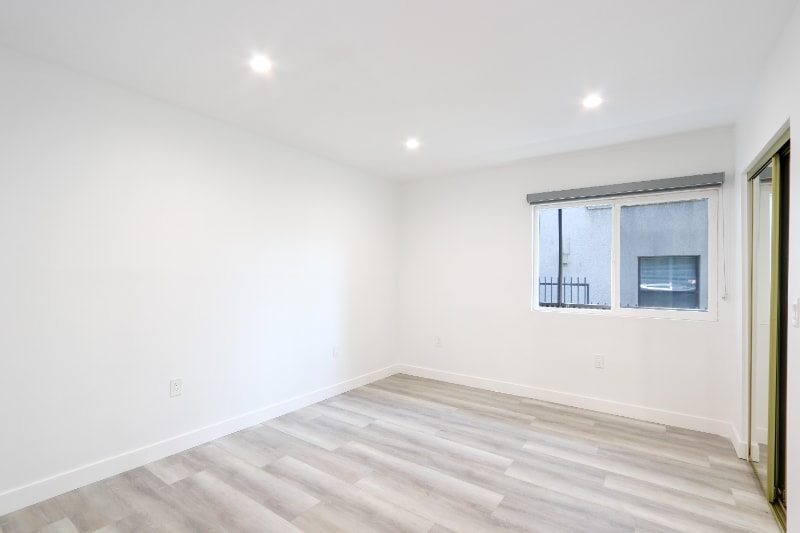 Building Photo - 410 Lucas Ave